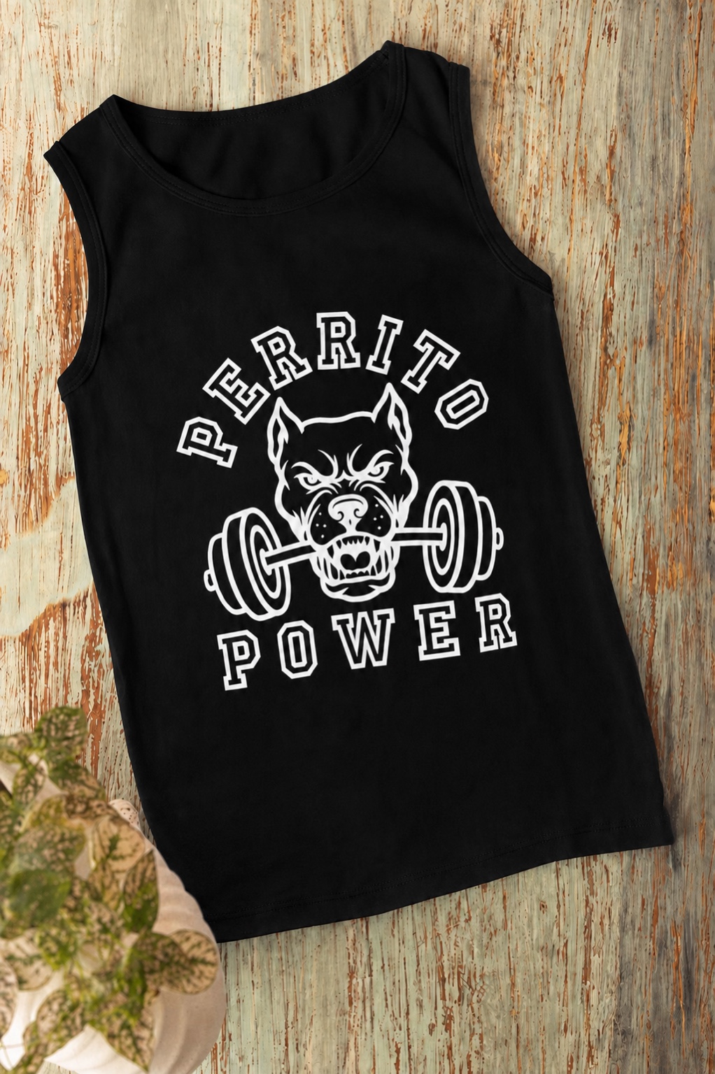 Camiseta negra personalizada con diseño deportivo